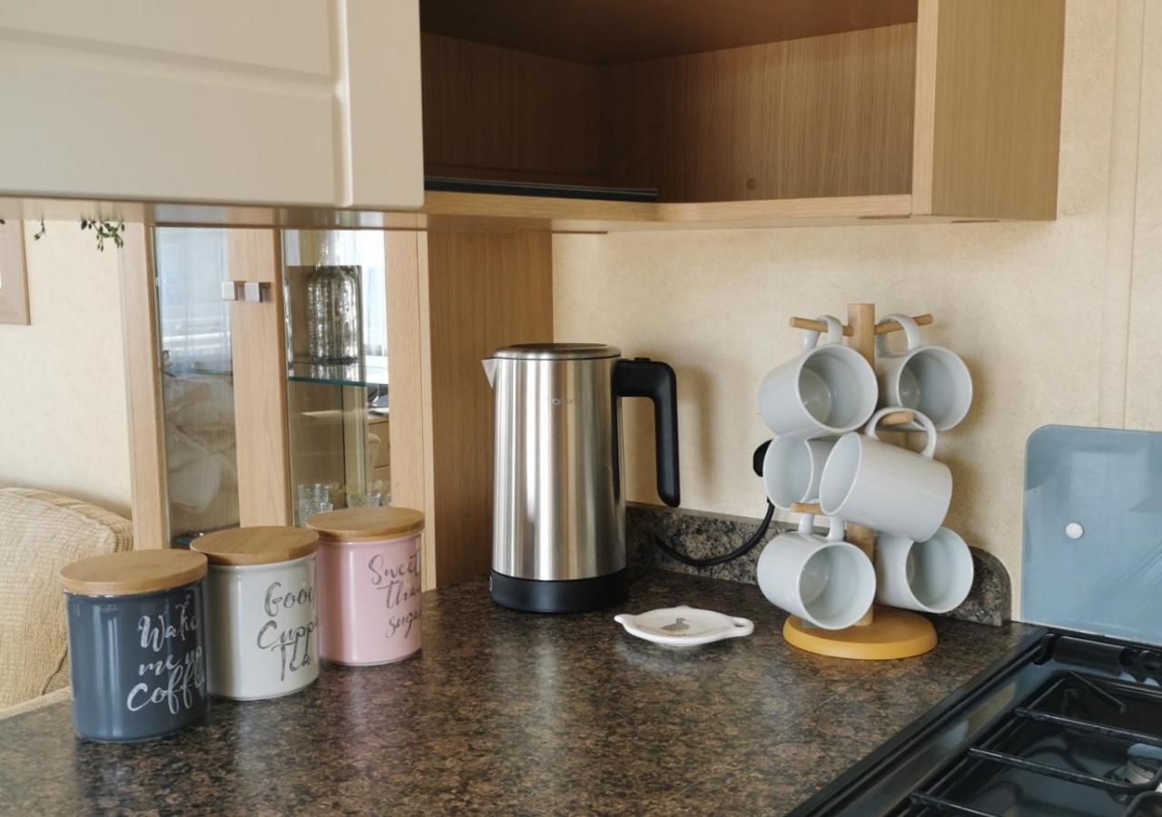 Tranquil 6 Berth Luxury Holiday Home Чічестер Екстер'єр фото