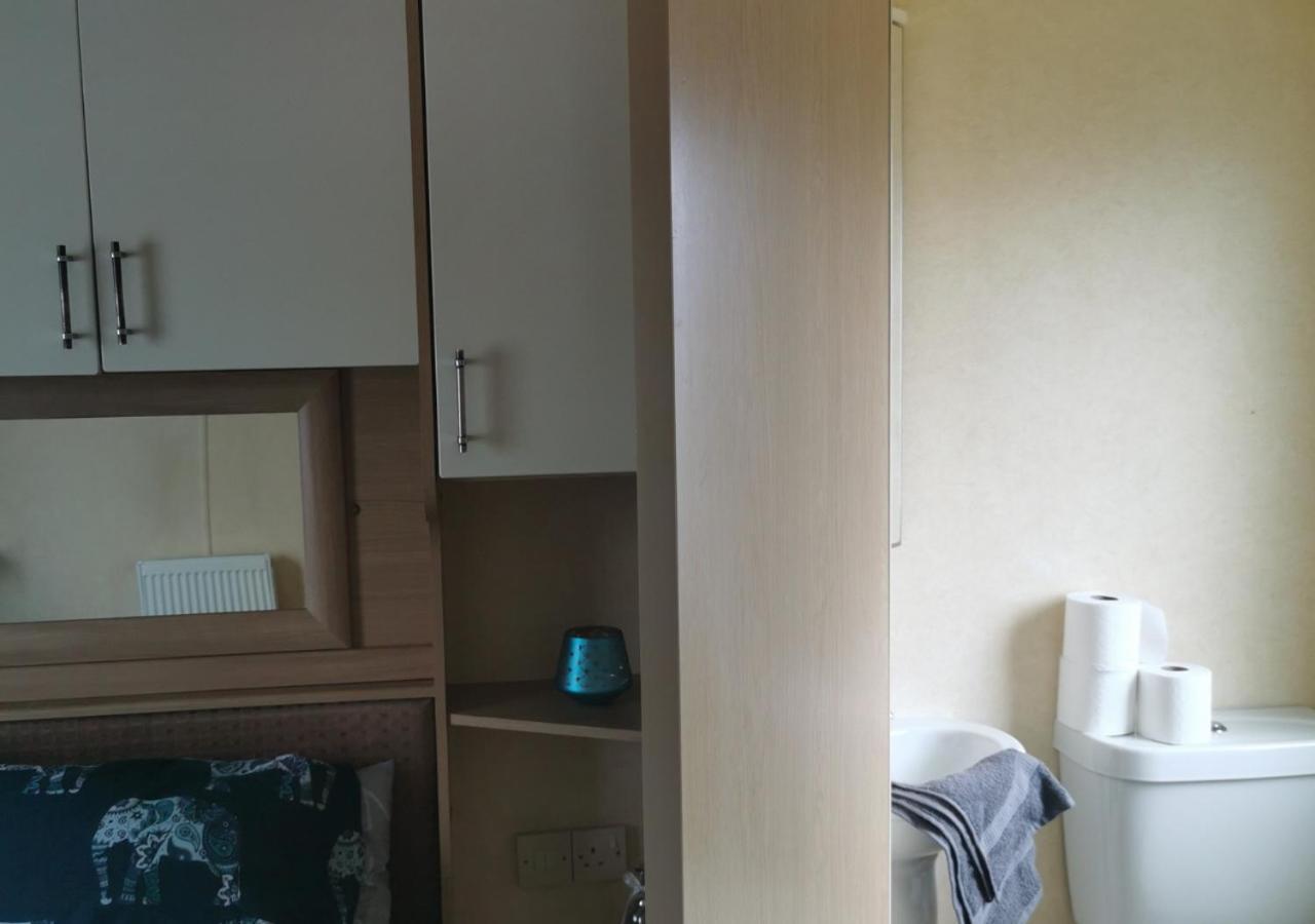 Tranquil 6 Berth Luxury Holiday Home Чічестер Екстер'єр фото