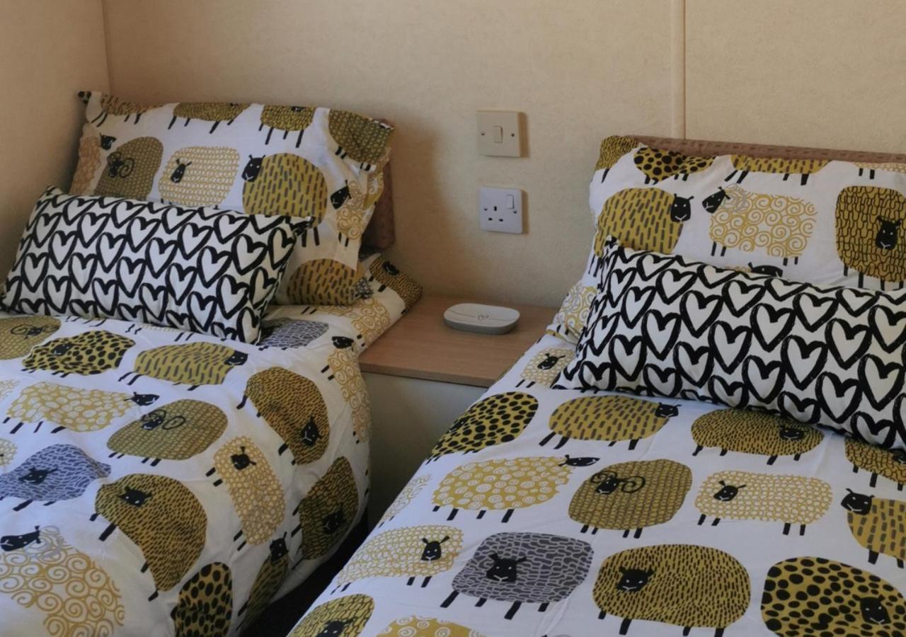 Tranquil 6 Berth Luxury Holiday Home Чічестер Екстер'єр фото